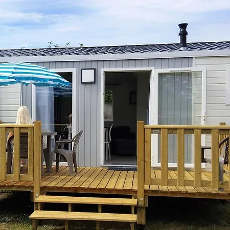 キャンプ場 Caravaning Les Cerisiers Berck Sur 4*