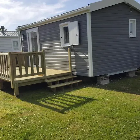 Caravaning Les Cerisiers Berck Sur キャンプ場