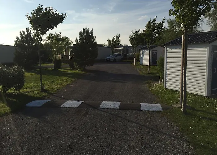 Caravaning Les Cerisiers Berck Sur Camping