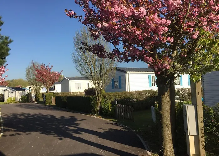 Caravaning Les Cerisiers Berck Sur Camping